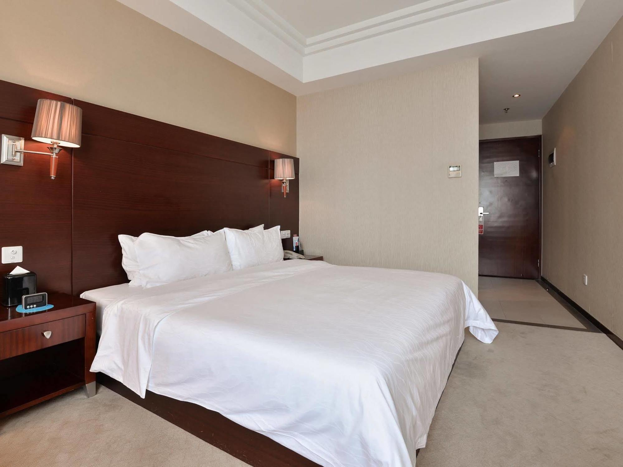 Ramada Shanghai Wujiaochang Kültér fotó
