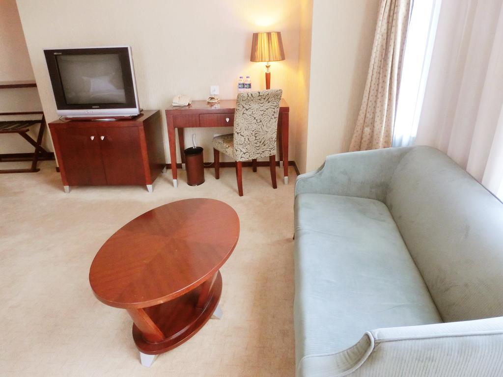 Ramada Shanghai Wujiaochang Szoba fotó